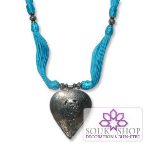 collier_bleu_coeur_bijoux.jpg