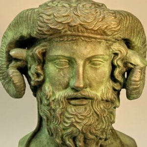 zeus_ammon_detail.jpg