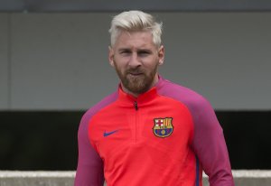 Lionel-Messi-Blond-Hair-July-2016.jpg