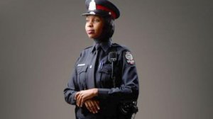 le-canada-autorise-le-hijab-dans-la-police-federale[1].jpg