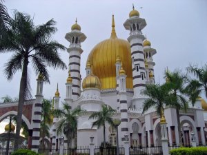 Malaysia_Ubidiah_Mosque_in_Kuala_Kangsar_Malaysia.jpg