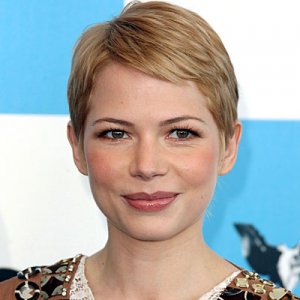 Michelle-Williams-pixie-hair-cut.jpg