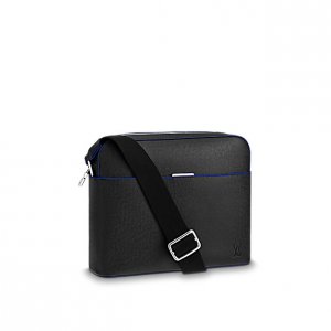 louis-vuitton-anton-messenger-pm-cuir-taïga-sacs-homme--M33445_PM2_Front view.jpg