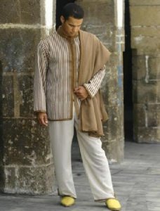 Caftan-pour-Homme,895599-M.jpg