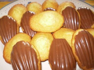 madeleines-avec-chocolat.jpeg