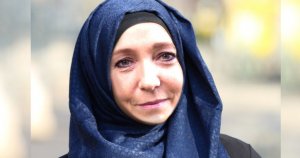 marine-le-pen-voil-hijab-voilee-foulard-islam.jpg