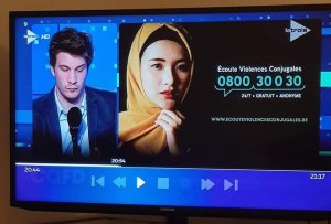 La-RTBF-illustre-un-message-contre-les-violences-conjugales-par-une-femme-voilée.jpg