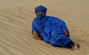 les-hommes-bleus-du-desert.jpg