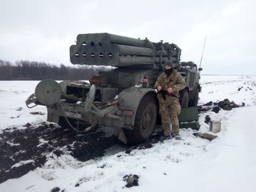 The Territorial Defense Forces captured a Russian T-80U tank and 9P140 Uragan MRLS-1.jpg