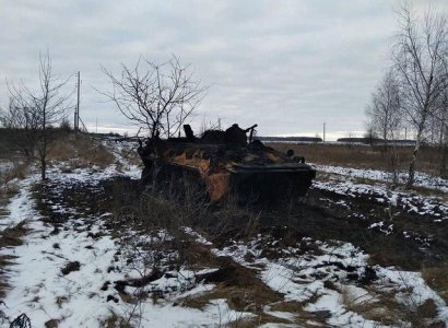 A destroyed Russian Army convoy all vehicles were hit and burned after By Ukrainian Army antit...jpg