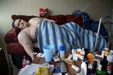 C0106844-Obese_man,_USA.jpg