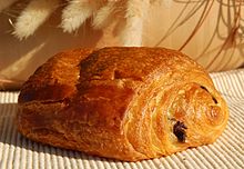 220px-Pain_au_chocolat_Luc_Viatour.jpg