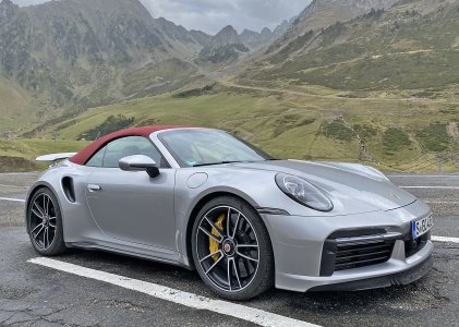 Porsche 911 Turbo S Cabriolet.jpg