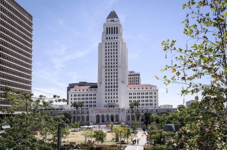 Los-Angeles-City-Hall-location.jpg