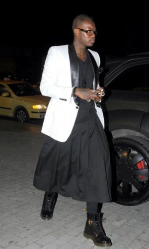 Djibril-Cissé-Robe.jpg