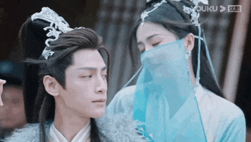 till-the-end-of-the-moon-luo-yunxi.gif
