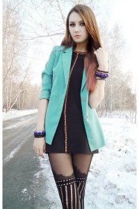 9-black-chained-my-design-dress-turquoise-blue-blazer_400jenifer_a1.jpg