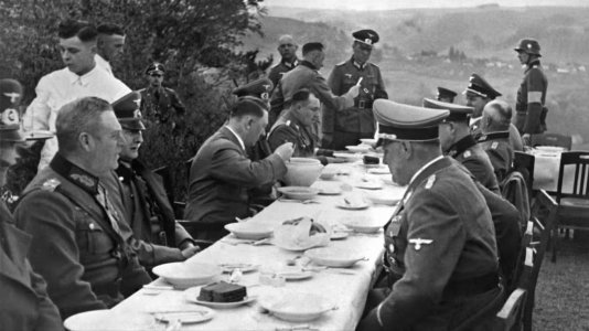 Diner attendre Edouard.jpg