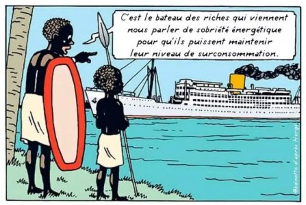 bateau des riches .jpg