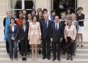 femmes-potiches-gouvernement-hollande.jpg