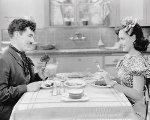 21366-charlie-chaplin-paulette-goddard.jpg