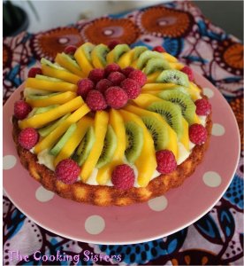 gateau_mangue_kiwi_framboise2.jpg