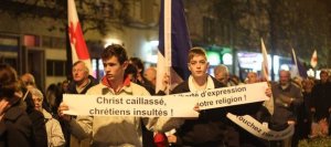 catholic-integrists-demonstrate-against-christianophobia-in-rennes_841547.jpg