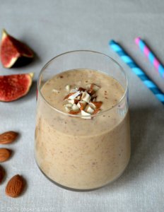 Fig-Almond-Smoothie6-795x1024.jpg