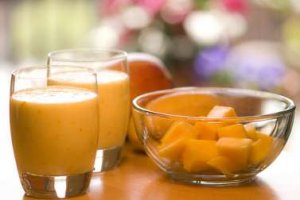 smoothie-orange-madlyinlovewithlife1-377x252.jpg