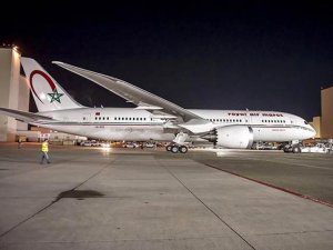 air-journal_Royal-Air-Maroc-787-rollout3.jpg