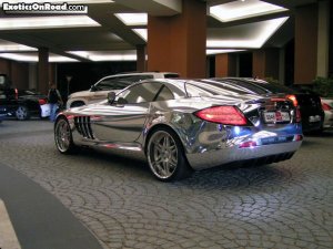 mercedes v10  or blanc.jpg