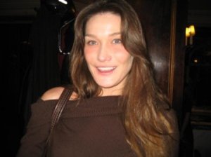 carla_bruni_restau_edouardv.jpg